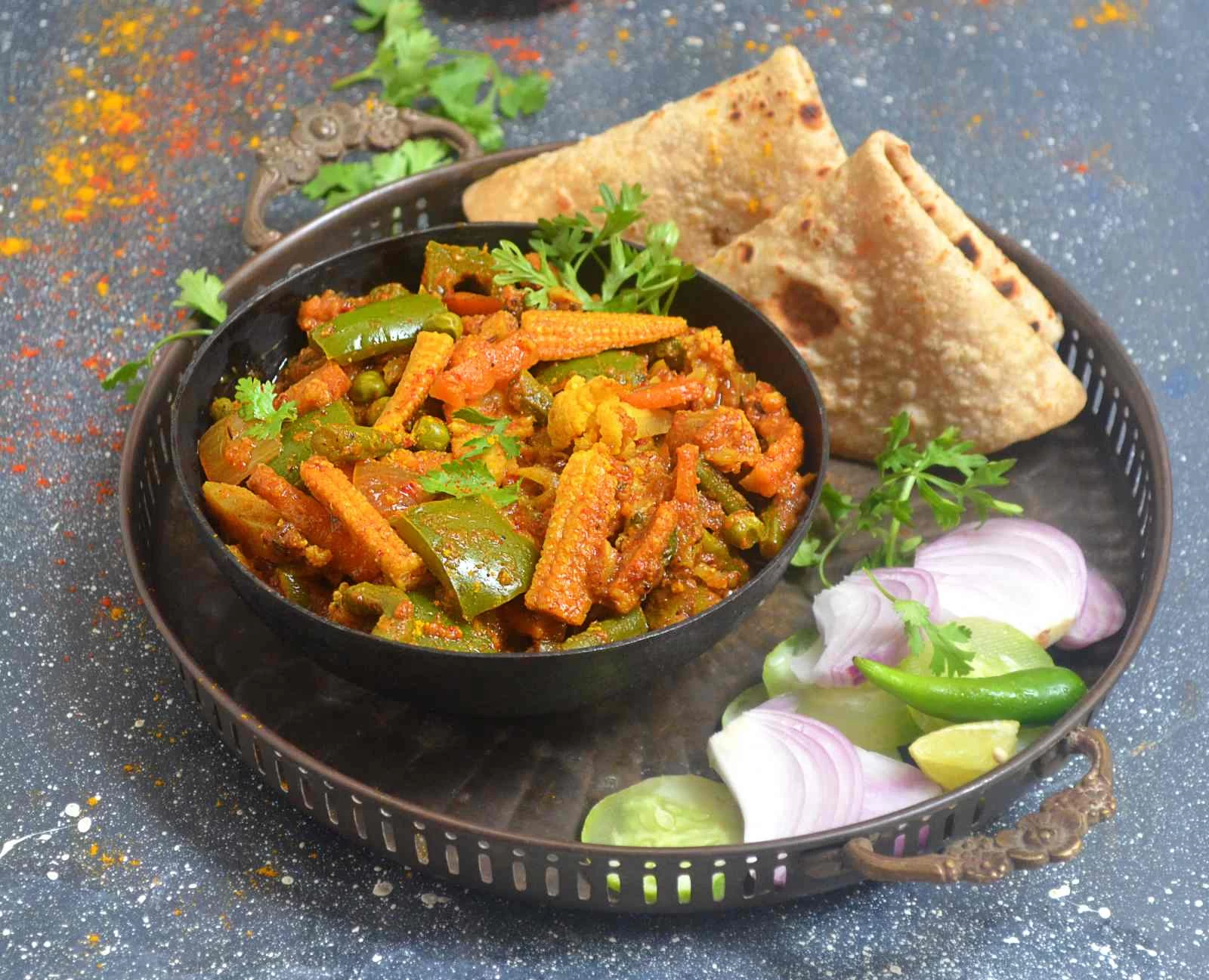 Rau trộn Kadai – Một món ăn Ấn Độ đầy hương vị