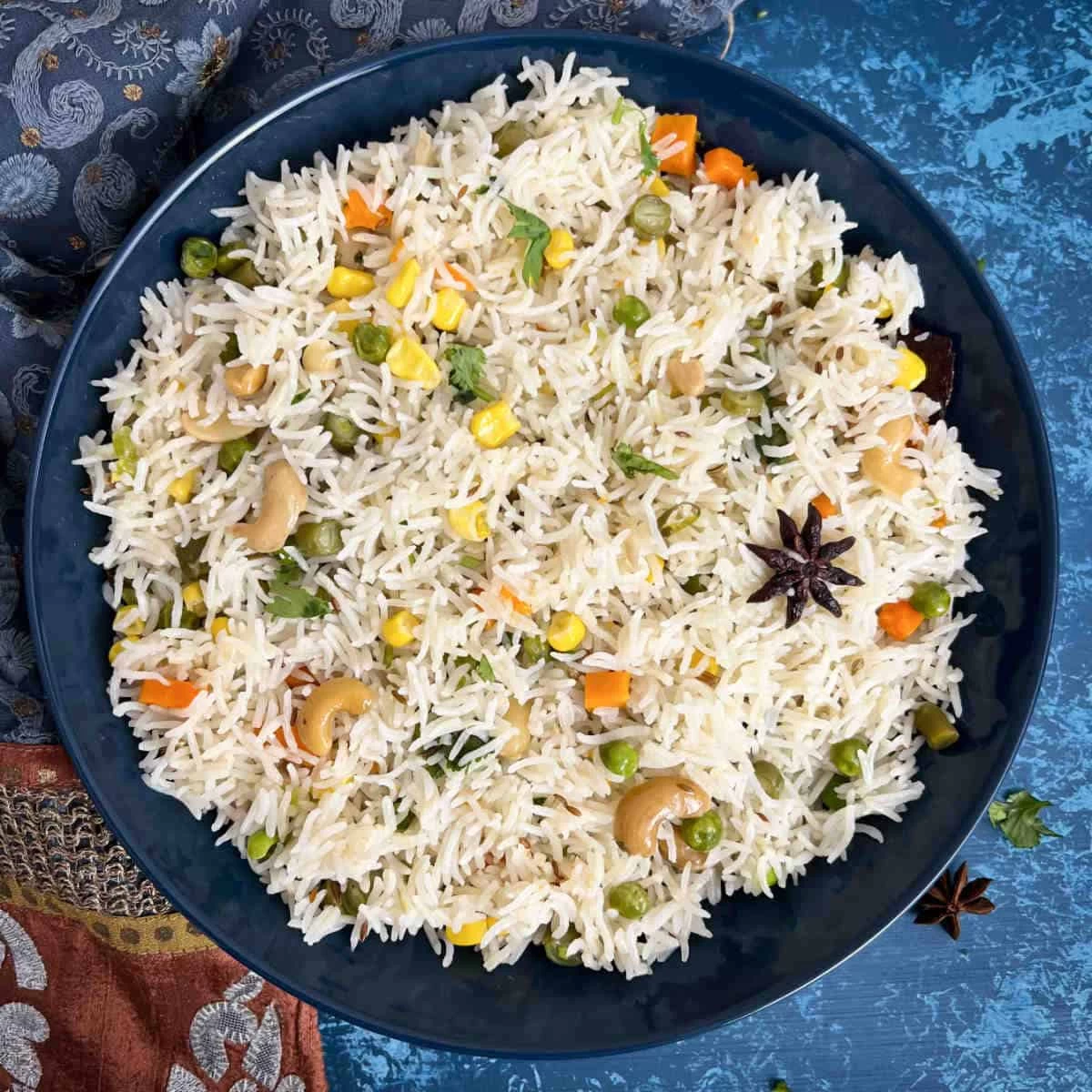 Veg Pulao: Một món cơm Ấn Độ đậm đà hương vị